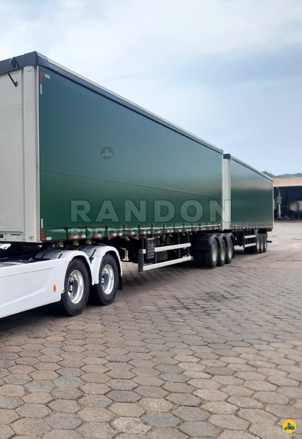 CARRETA BITREM BAU SIDER Rodoeste - Randon CUIABA MATO GROSSO MT